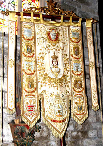 Bannire de l'glise collgiale Notre-Dame du Roncier de Rostrenen (Bretagne)