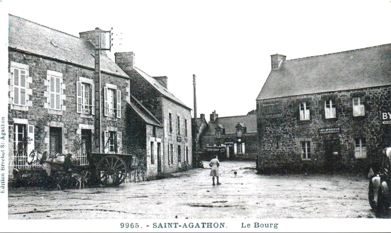 Ville de Saint-Agathon (Bretagne).