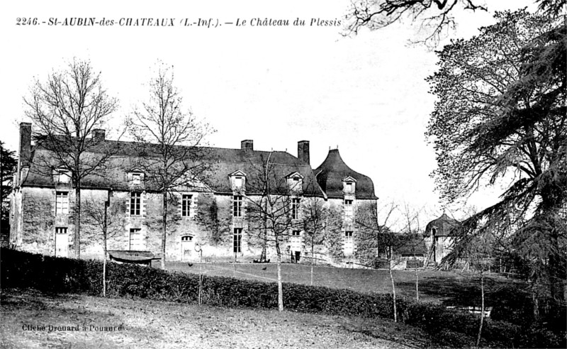 Chteau du Plessis  Saint-Aubin-des-Chteaux (anciennement en Bretagne).
