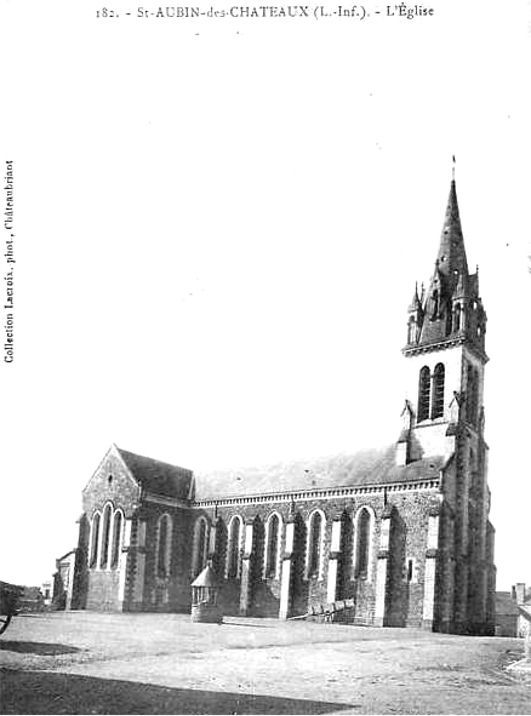 Eglise de Saint-Aubin-des-Chteaux (anciennement en Bretagne).
