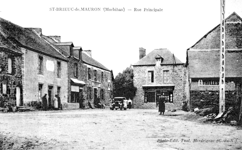 Ville de Saint-Brieuc-de-Mauron (Bretagne).