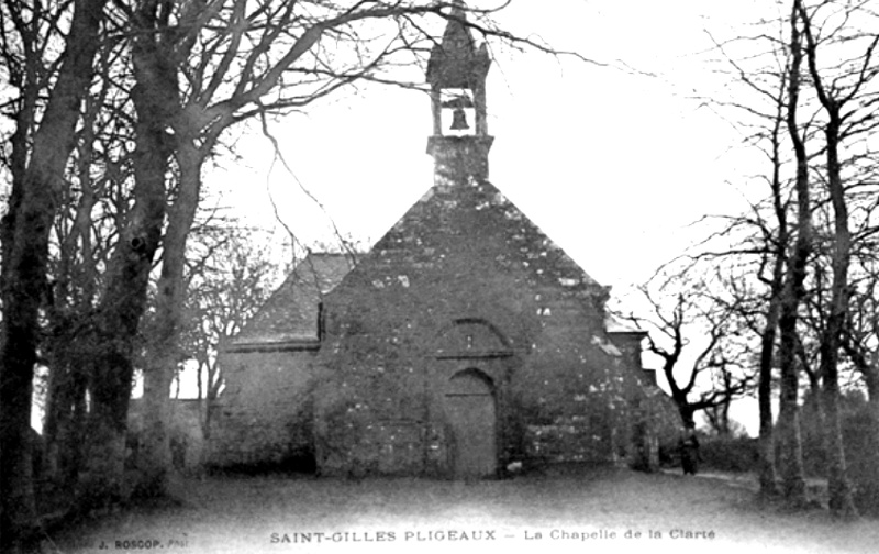 Saint-Gilles-Pligeaux (Bretagne) : chapelle de la Clart.