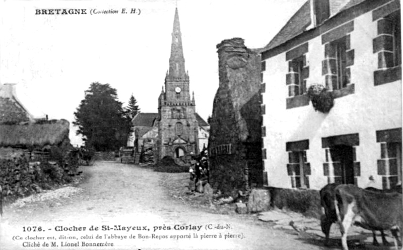 Ville de Saint-Mayeux (Bretagne).