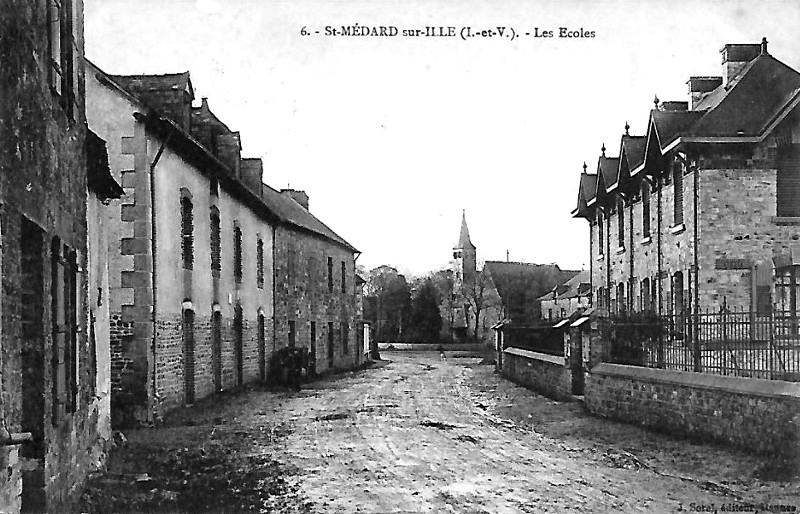 Ville de Saint-Mdard-sur-Ille (Bretagne).