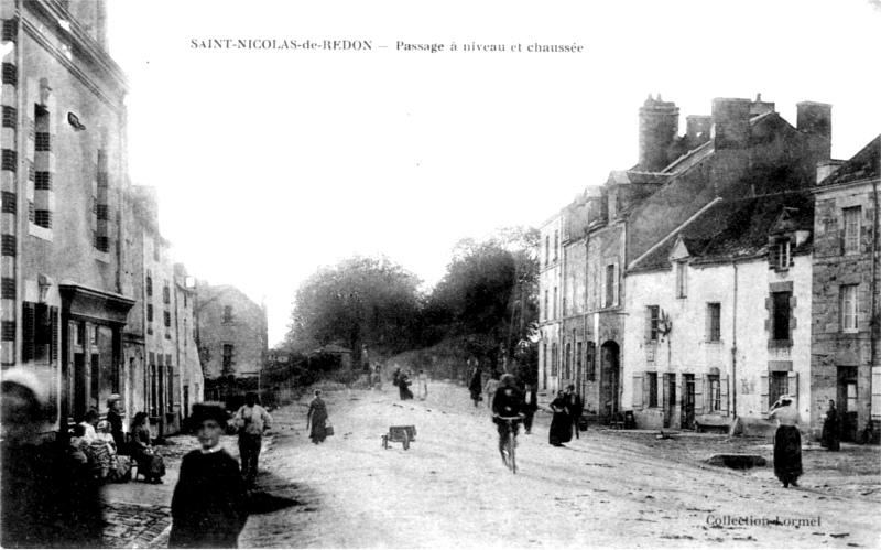 Ville de Saint-Nicolas-de-Redon (anciennement en Bretagne).