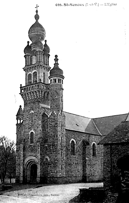 Eglise de Saint-Senoux (Bretagne).