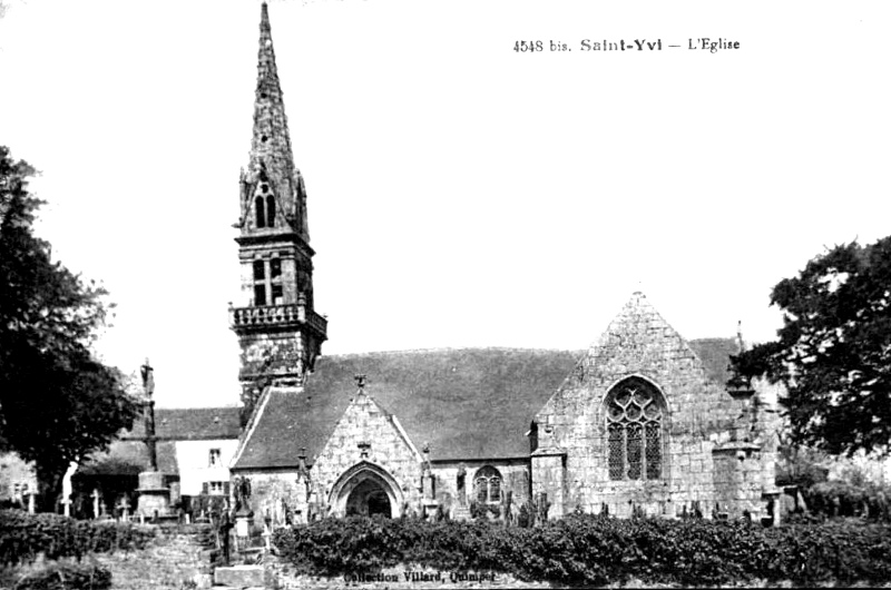 Eglise de Saint-Yvi (Bretagne).