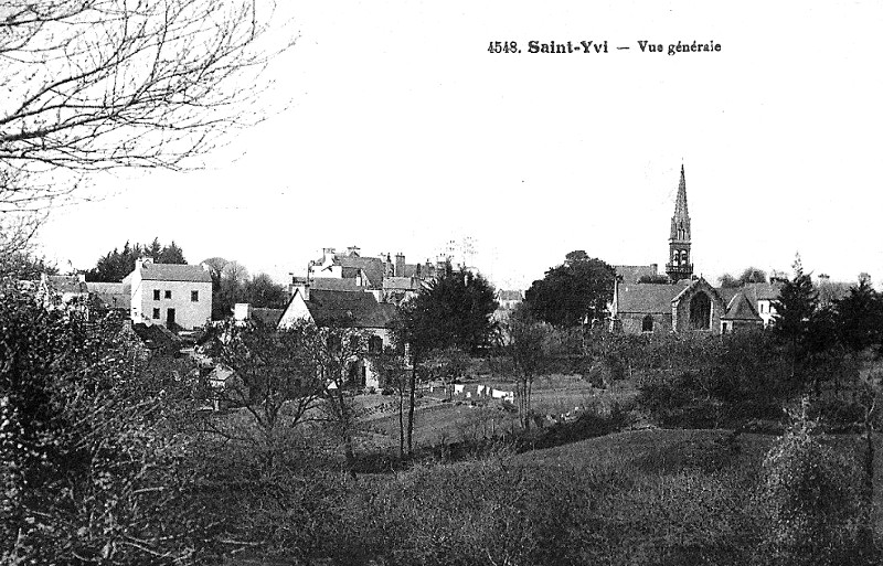 Ville de Saint-Yvi (Bretagne).