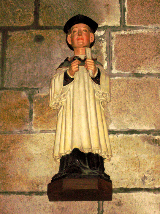 Saint-Brieuc (Bretagne) : cathdrale Saint-Etienne (statue de saint Yves)