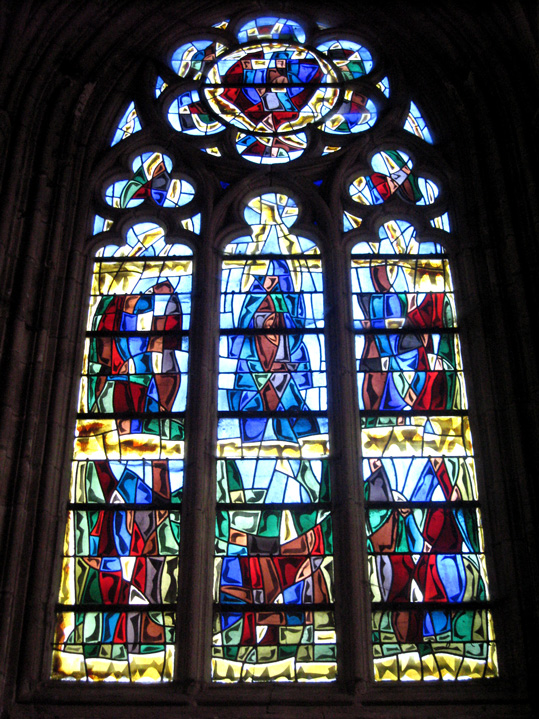 Saint-Brieuc (Bretagne) : cathdrale Saint-Etienne (chapelle de la Vierge, vitrail de Hubert de Sainte-Marie)