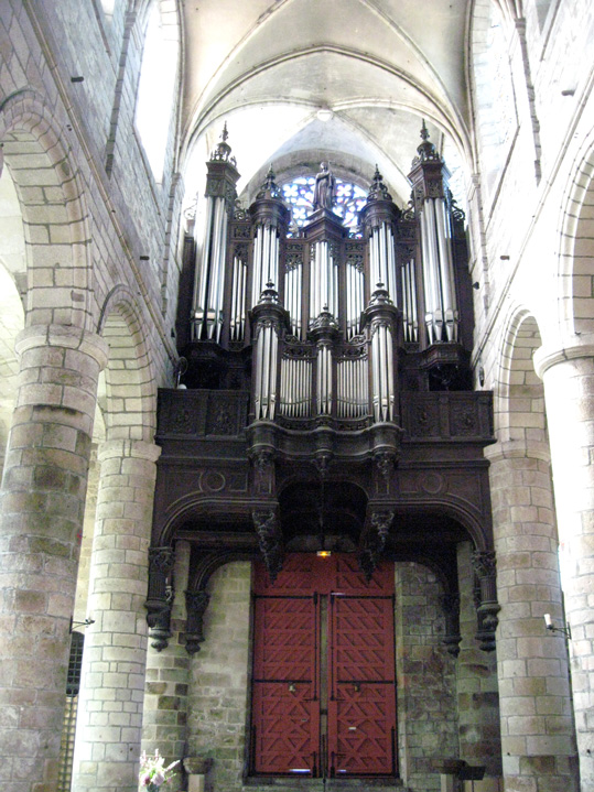 Saint-Brieuc (Bretagne) : cathdrale Saint-Etienne (les orgues)