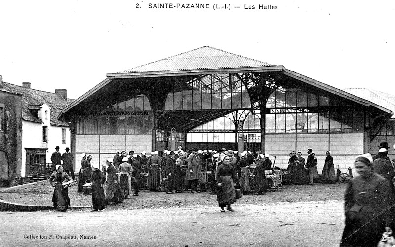 Les halles de Sainte-Pazanne (Bretagne).
