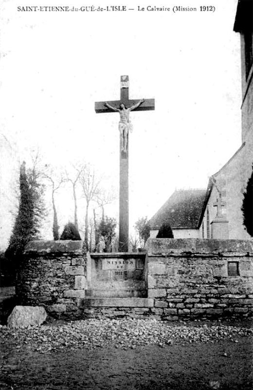 Croix de Saint-Etienne-du-Gu-de-l'isle (Bretagne).