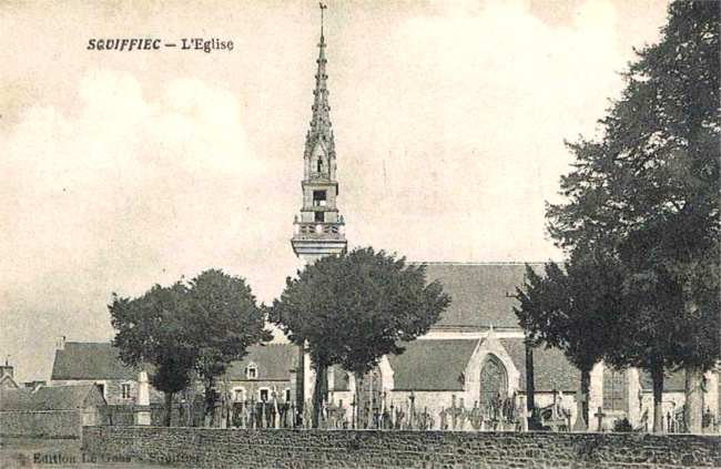 Eglise de Squiffiec (Bretagne).
