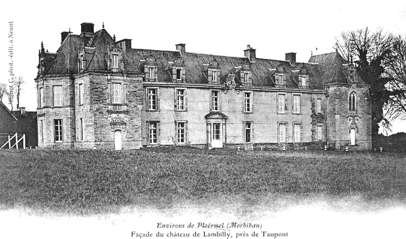 Château de Lambilly à Taupont (Bretagne).