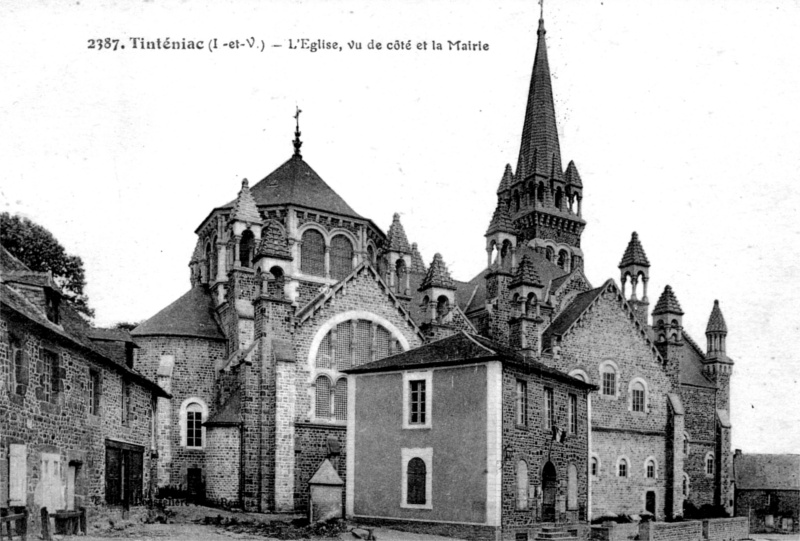 Eglise de Tintniac (Bretagne).