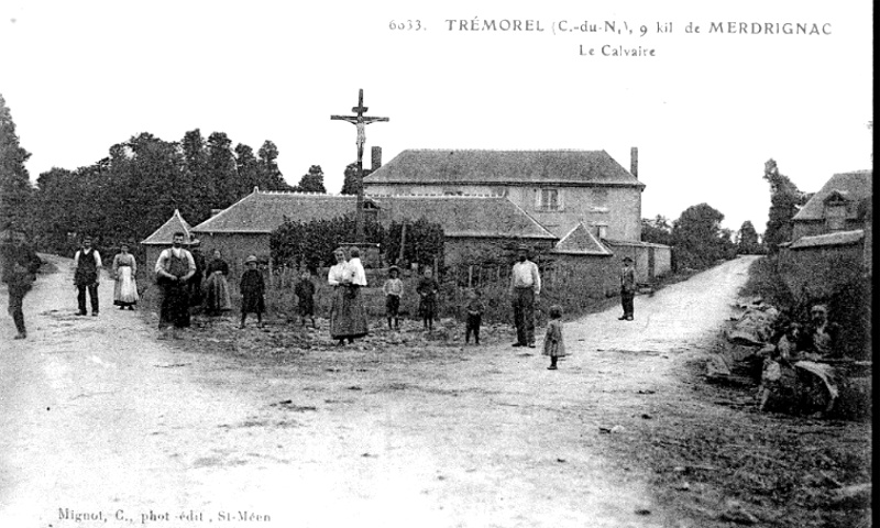 Ville de Trmorel (Bretagne) : le calvaire.