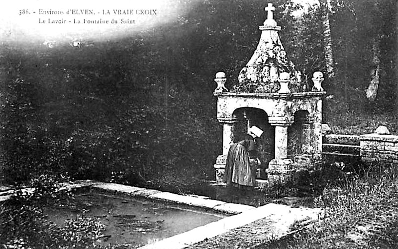 Fontaine de La Vraie-Croix (Bretagne).
