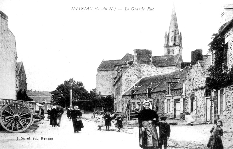 Eglise d'Yffiniac (Bretagne).