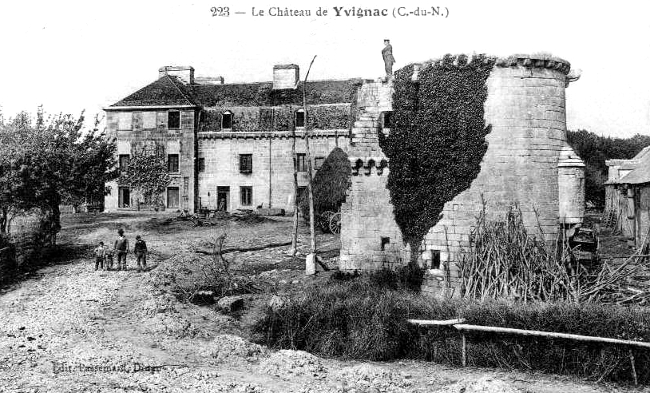 Chteau d'Yvignac (Bretagne).